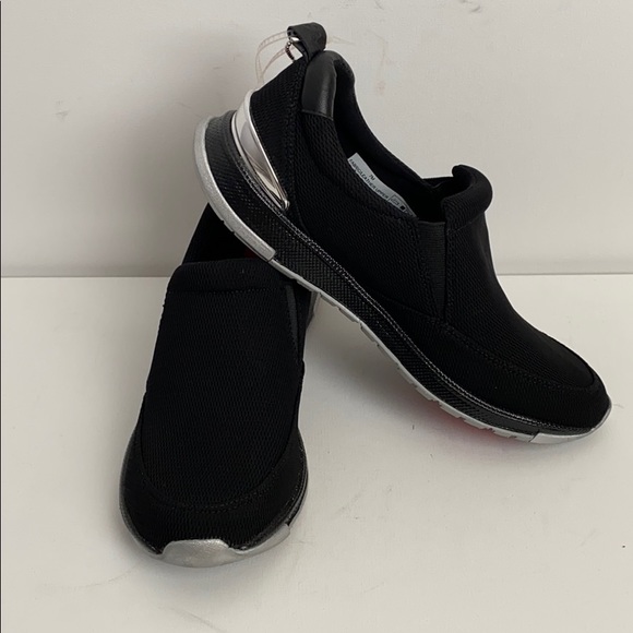 NWOB Foot Petals Brooke slip on shoe - Picture 3 of 7